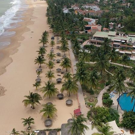 Villa Bord De Mer Avec Piscine Sali Tapé Kültér fotó