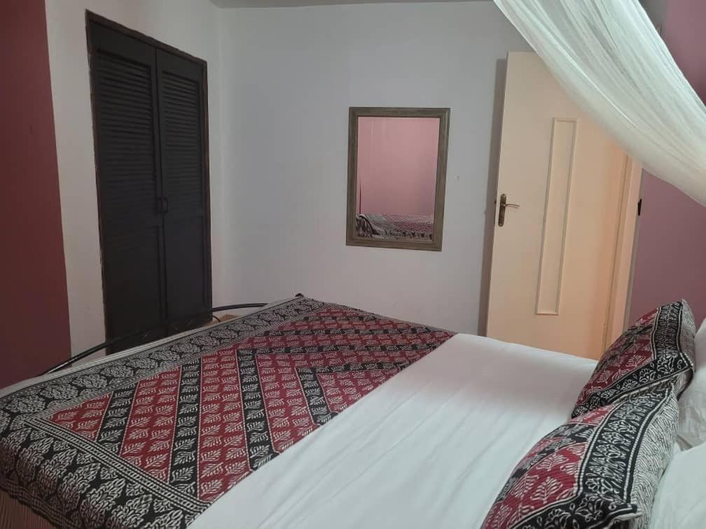 Villa Bord De Mer Avec Piscine Sali Tapé Kültér fotó