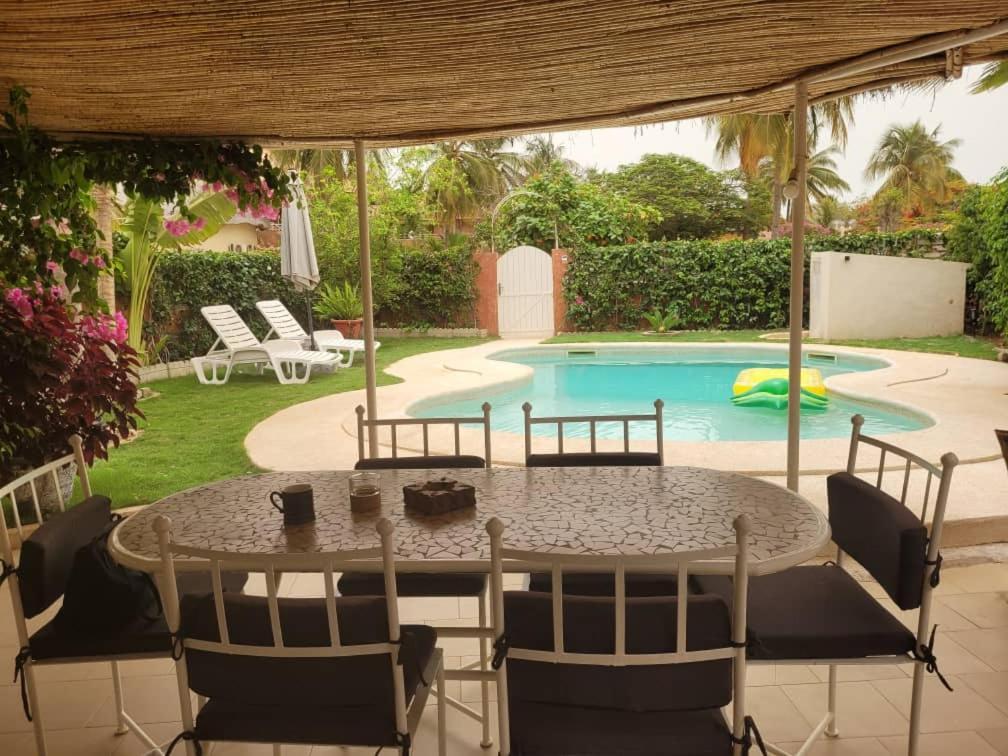 Villa Bord De Mer Avec Piscine Sali Tapé Kültér fotó