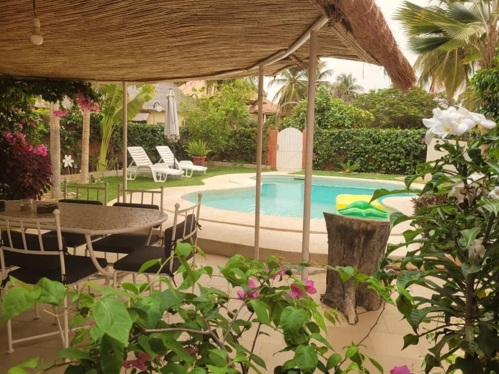 Villa Bord De Mer Avec Piscine Sali Tapé Kültér fotó