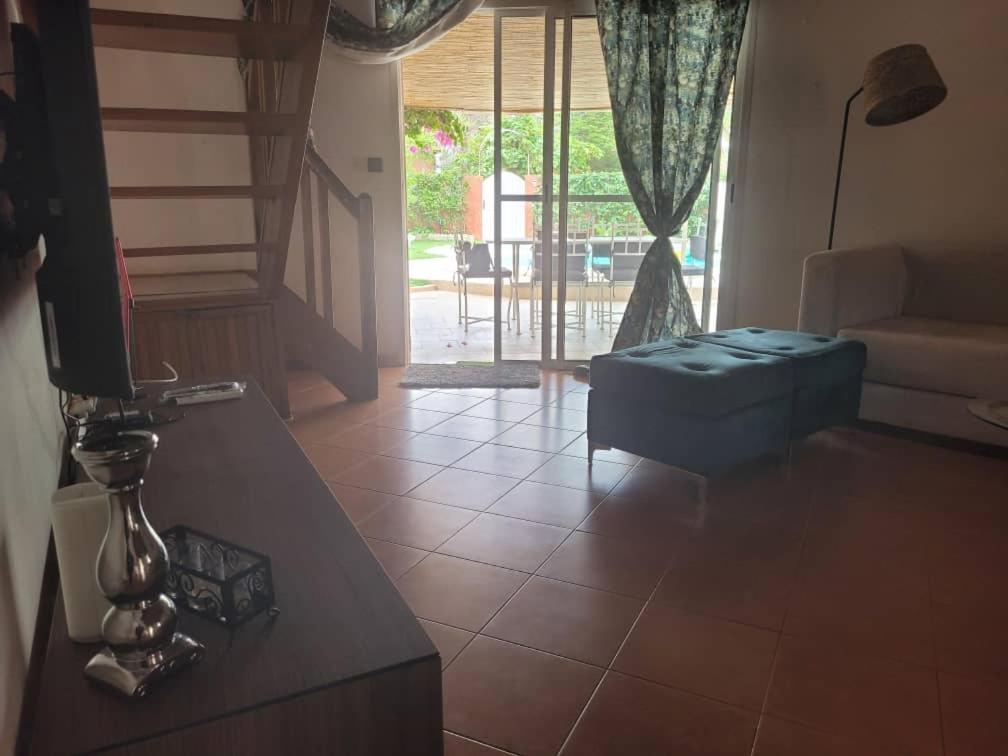 Villa Bord De Mer Avec Piscine Sali Tapé Kültér fotó
